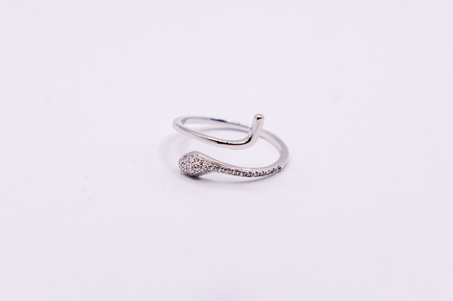 Moderner Statement-Ring – 925 Silber mit markantem Design
