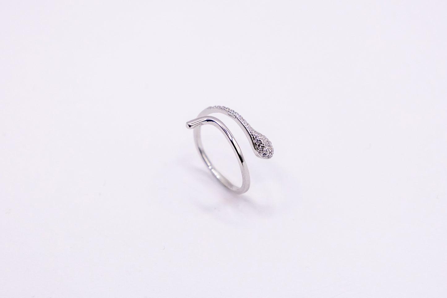Moderner Statement-Ring – 925 Silber mit markantem Design