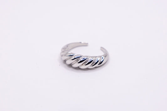 Statement-Ring aus 925 Silber mit gewundener Optik